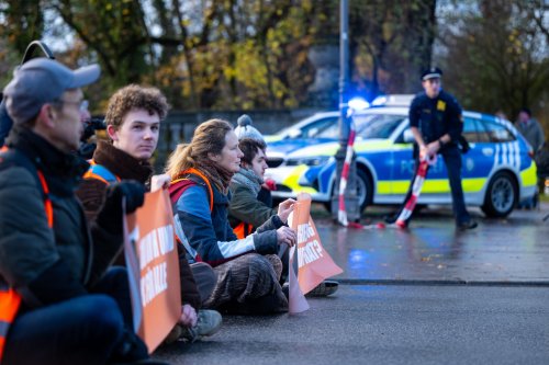 Straßenblockaden zur Klima-Rettung: Mehr als 70 Prozent der Young Professionals lehnen solche Proteste ab