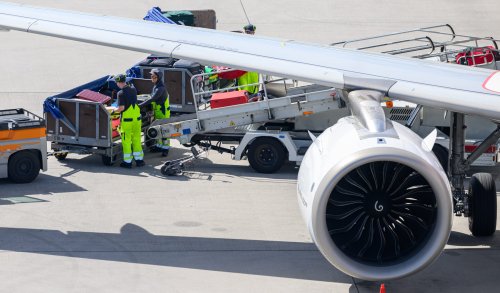 Brandsätze in Luftfracht an Flughäfen: Russischer Geheimdienst soll laut Bericht hinter Anschlägen stecken