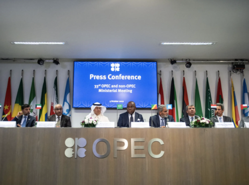 Ölpreise steigen sprunghaft: OPEC hält an Kürzung der Fördermengen fest und China lockert die Zero-Covid-Politik