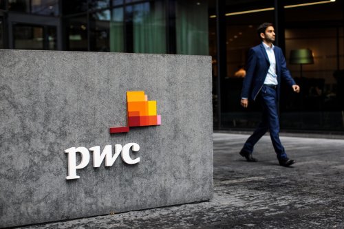 Gehälter der Big 4 enthüllt: So viel verdienen US-Mitarbeiter von Deloitte, KPMG, EY und PwC
