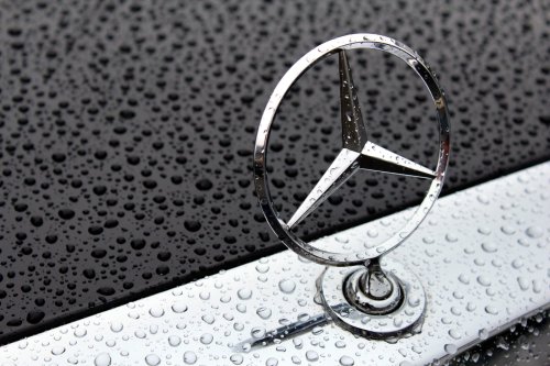 Inflation drückt Gewinn von Mercedes: So viel Dividende zahlt der Autobauer jetzt