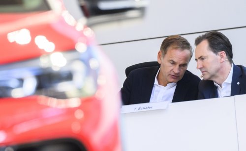 „VW ist in einer prekären Lage“: VW-Pkw-Vorstand Schäfer über Millionengräber, zu viele Entscheider und eine mögliche Abwanderung ins Ausland