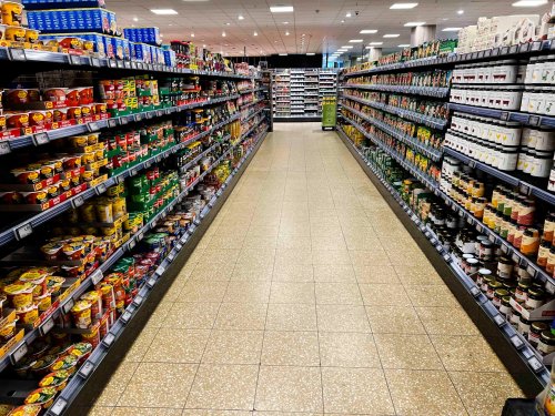 Inflation sinkt auf 2,1 Prozent: So wirkt sich diese Entwicklung auf euer Geld aus