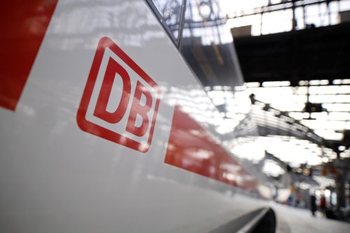 Deutsche Bahn braucht 90 Milliarden Euro für Sanierung der Schienen, sagt Bundesregierung