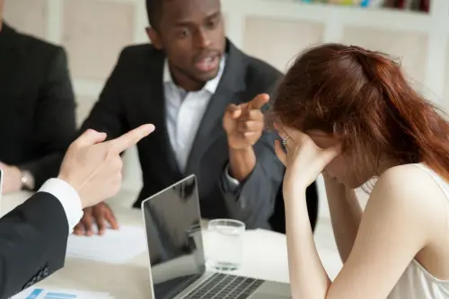 10 señales de que sufres un cultura tóxica en tu puesto de trabajo, según varios expertos en cultura corporativa