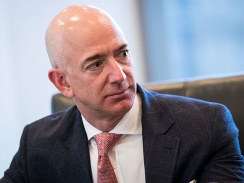 La incómoda llamada de 4 minutos con la que Bezos demostró a los ejecutivos de Amazon cuánto le preocupa la atención al cliente