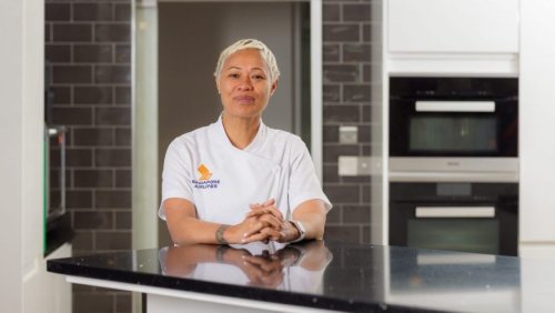 Singapore Airlines to partner with Monica Galetti for premium meal service departing the UK – Business Traveller