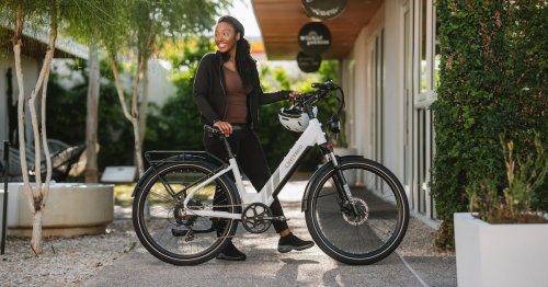 This Affordable E-Bike’s Swappable Battery Gives It a Huge Range