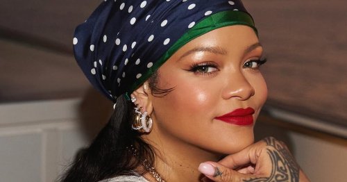 Rihanna Skipped The Flippy Bob And Tried Out A Curved Style Instead