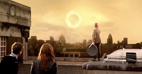 15 Years Later, The Oldest Sci-Fi Show Just Dusted-Off An Old Formula — With A Twist