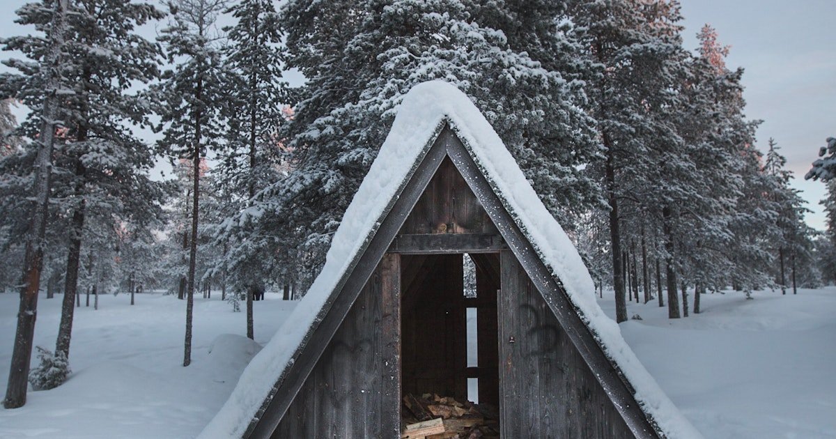 How To Go Off-Grid For The Holidays — And Not Piss Your Whole Family Off