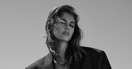 Kaia Gerber’s Collection With Zara Has A Mix Of Classic & Trendy Pieces