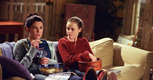 I Always Wanted A Gilmore Girls Relationship With My Mom, But I’m Honestly Happy It’s Not