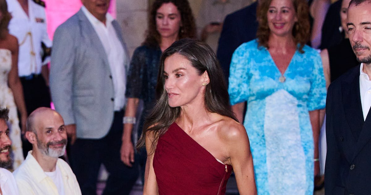 Queen Letizia Serves Gilded Glamour in a Daring Zipper Dress