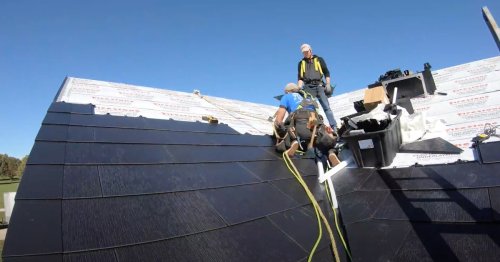 Tesla Solar Roof: Time lapse video shows what installation is really like