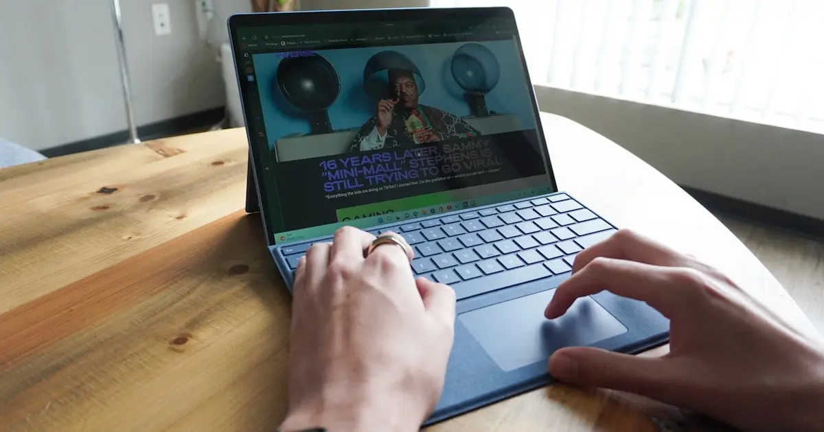 Reviewing The Microsoft Surface Pro 9: One Step Forward, One Steps Back!