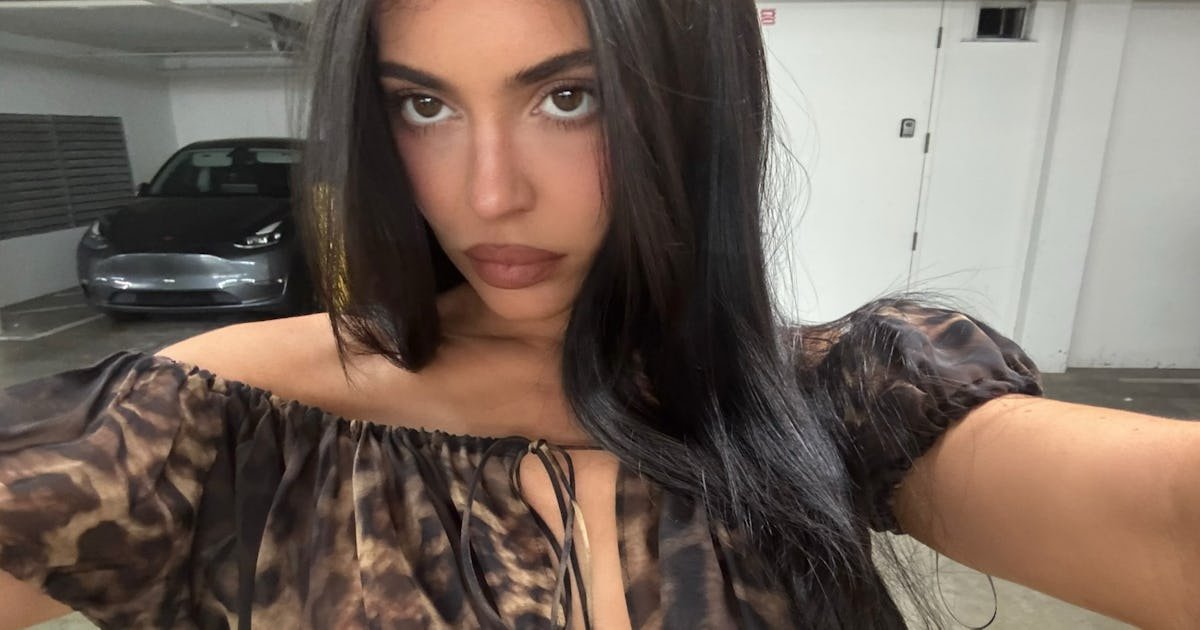Kylie Jenner’s Latest Look? An Icy Blue Bob