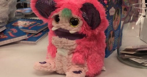 The Rizmo Toy Is What Happens When You Mash Up A Furby, Tamagotchi, & Hatchimal