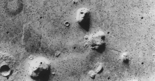 This Martian Mesa Was Once The Center Of Alien Conspiracy Theories — The Real Answer Is Weirder