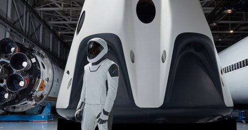 SpaceX Crew Dragon: incredible video details the advanced astronaut suit