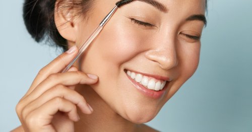 What To Know About Brow Microshading Vs. Microblading