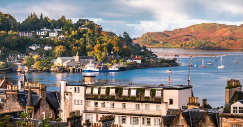 Planning A Scotland Trip? Travel Experts Say This Small Town “Oozes Charm”