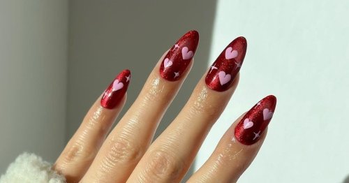 10 Simple Heart Nail Designs For Valentine's Day 2023