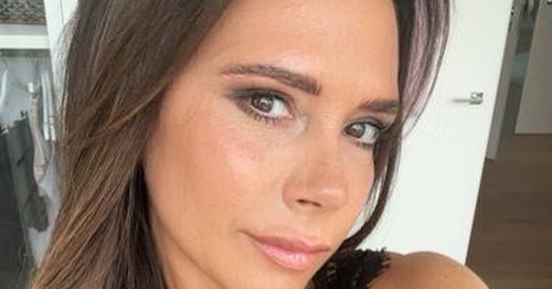 Victoria Beckham Wore The Most Unexpected Manicure, But It Really Works