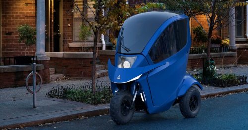 This Enclosed Electric Scooter Is Making Personal Mobility Very Weird