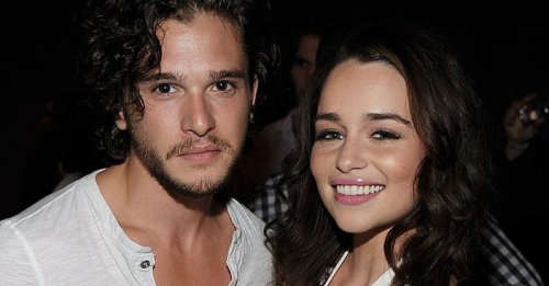 23 Throwback Cast Photos From "Game Of Thrones" That You Need To See