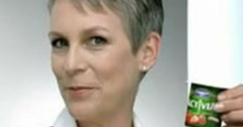 Jamie Lee Curtis's Response To A Twitter User Calling Her "Broke" Is, In A Word, Iconic