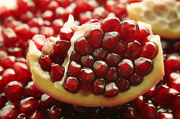 16 Mind-Blowing Fruit Facts