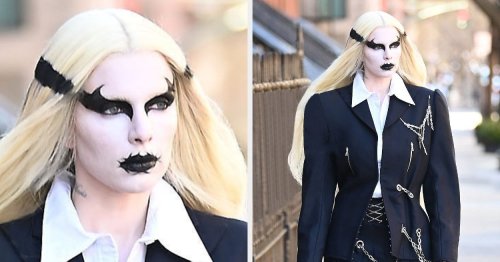 Julia Fox Showed Off Her New "Corpse Paint" Face, And It's Truly To Die For