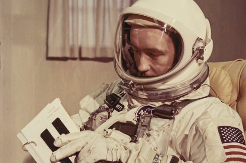 24 Historic Photos That'll Make You Want To Be An Astronaut