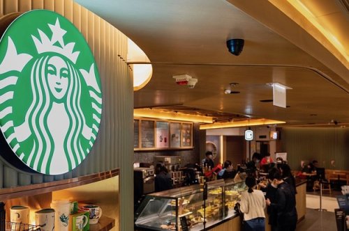 Starbucks Customer Says He Will Continue Ordering Elaborate Drinks After One Led to Barista's Firing