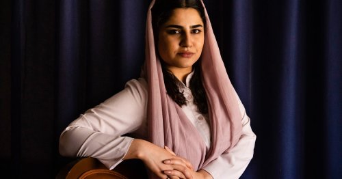 18 Stunning Portraits Of Women In Kabul