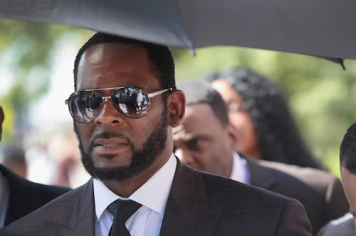 R. Kelly Prefers to Be in Solitary Confinement Over Fear for His Life in General Population