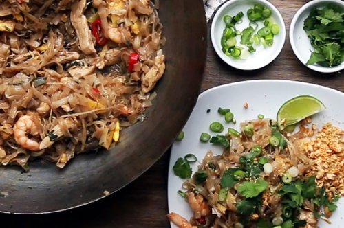 You Should Skip The Take-Out Dinner And Make This Amazing Pad Thai Instead