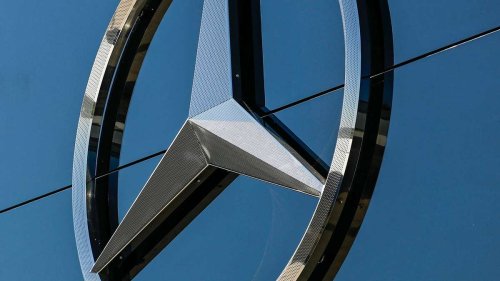 Daimler AG bricht Versprechen an Mitarbeiter von 2017 - Schlupfloch für Massenkündigungen