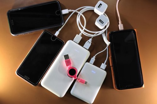 Cathay Pacific Will Comply With Stricter Rules on Power Banks