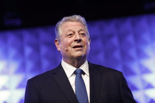 Al Gore’s Generation Investment to Raise $1.25 Billion for New Fund