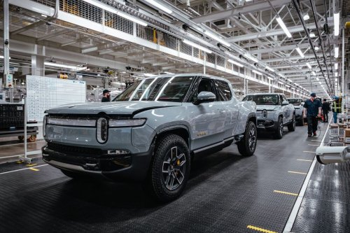 Rivian Slumps Amid Report Ford Is Selling Shares at a Discount