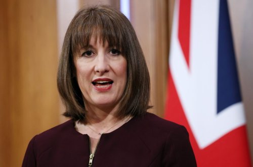 UK Chancellor Reeves Set to Review ISAs Within Weeks, FT Reports