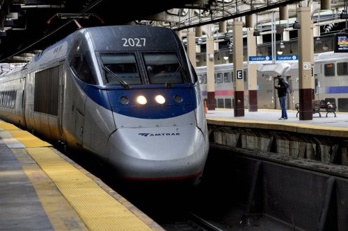 US railways face "total shutdown" without union deal by deadline