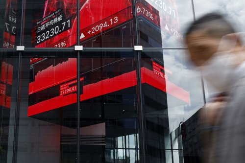 Fidelity, Goldman Find Tariff Haven in Asian Consumer Stocks