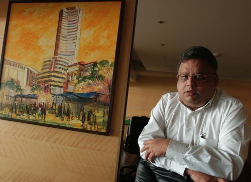 Indian Billionaire Investor Rakesh Jhunjhunwala Dies at 62