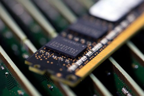 Samsung to Spend $360 Billion on Chips, Biotech Over Five Years