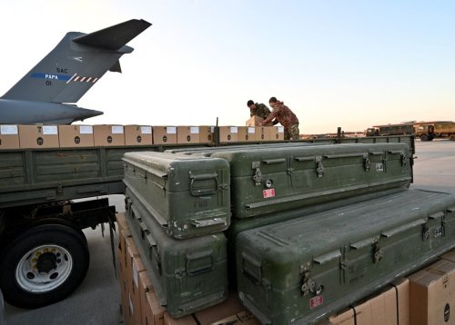 UK Hopes of Quick EU Defense Deal Fade on Weapons Fund Access
