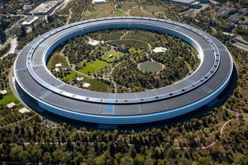 Apple Begins Breaking Up Its AI Team With Robotics, Siri Changes