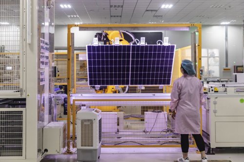 US Finds Chinese Solar Manufacturers Are Evading Decade-Old Tariffs